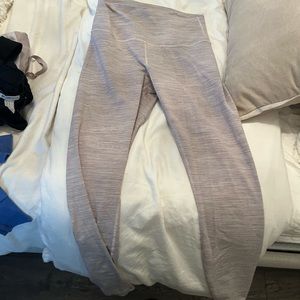 Lululemon yoga pants
